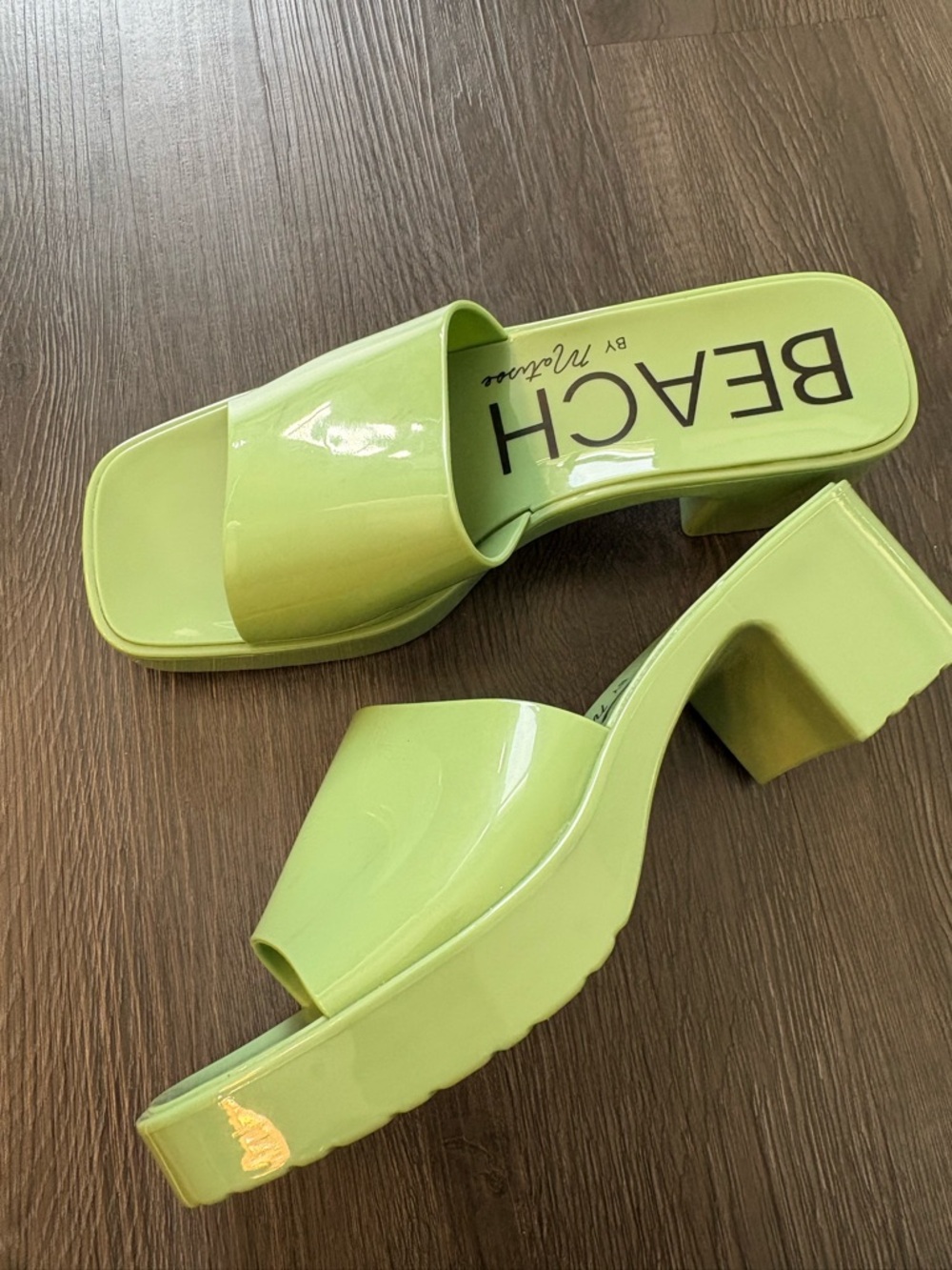 Anthropologie Matisse Sleek Mint Green Slide Heel Jelly Slides Sz 8